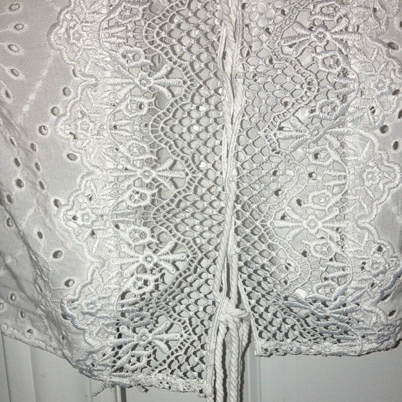 White Eyelet Puff Sleeve Top - Picture 11 of 16